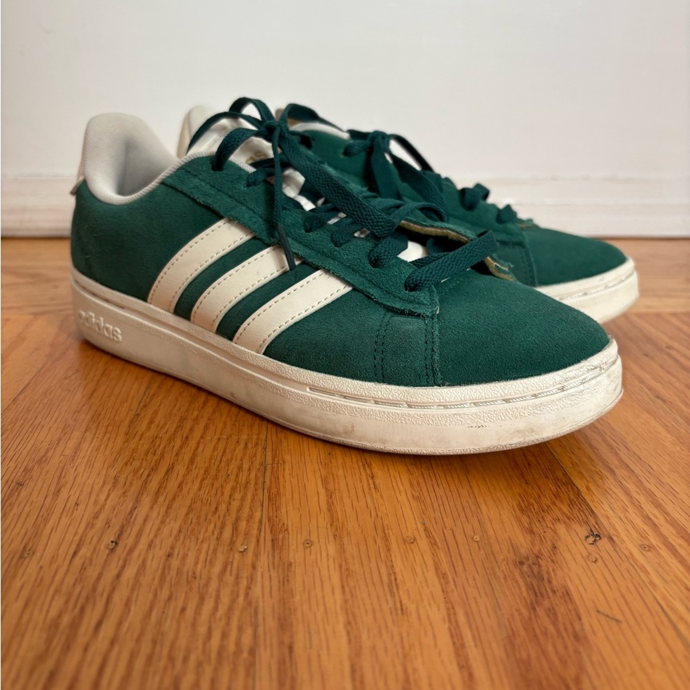Adidas Grand Court Alpha Sneakers (Green & White), size 7.5 w